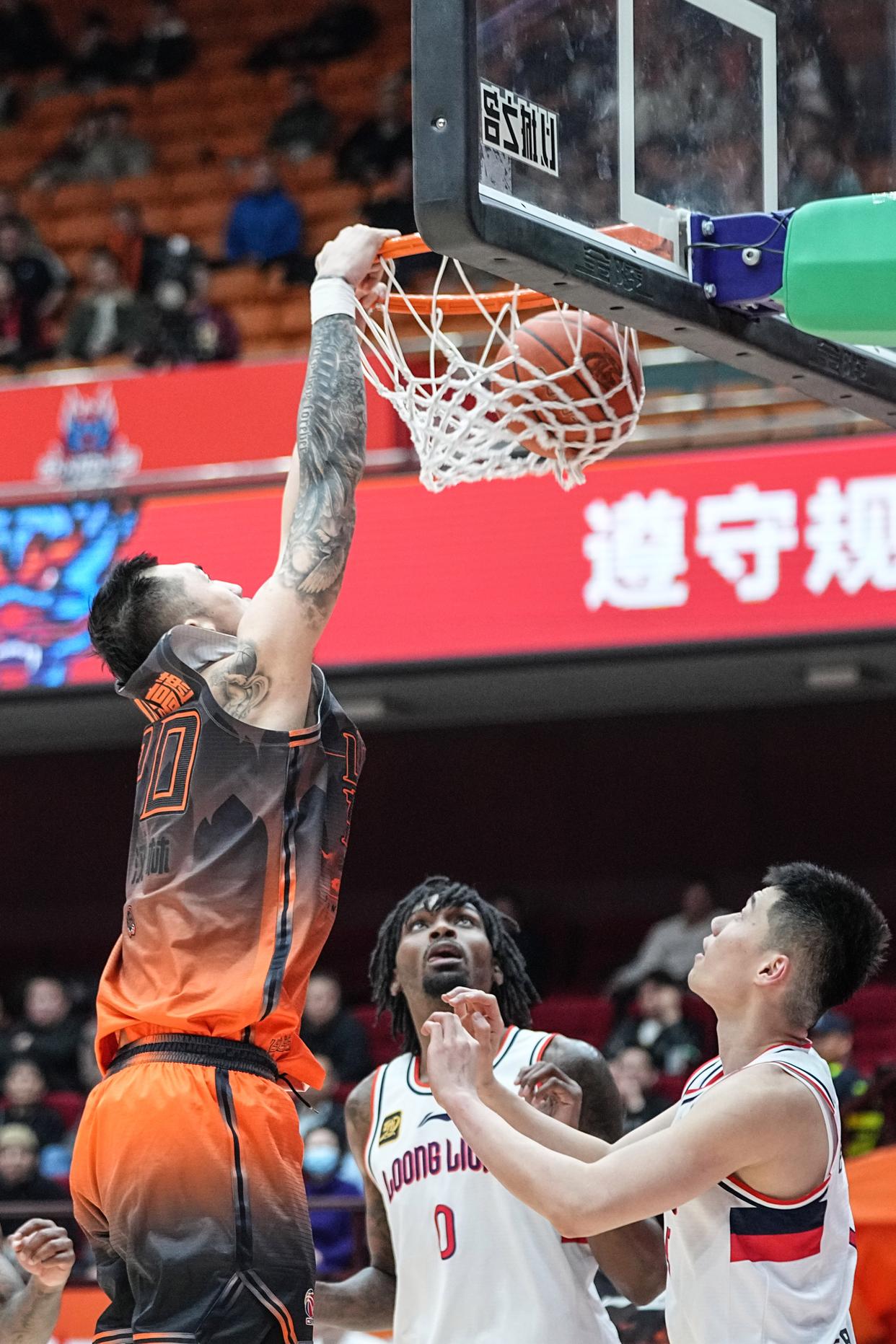 今晨广州队备战NBA常规赛，刷新队史纪录细节曝光，震撼外界，球探报告显示潜力的简单介绍